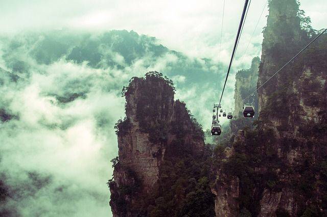 montagnes de Zhangiajie